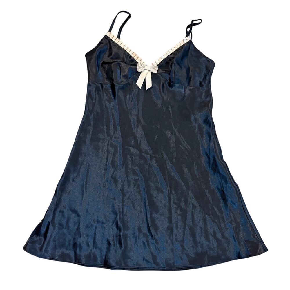CABERNET‎ Women's Pre-Owned Small Satin Sleeveless Bowtie Accent Black Nightgown
